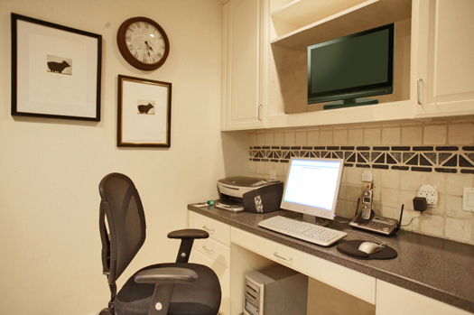 computer station